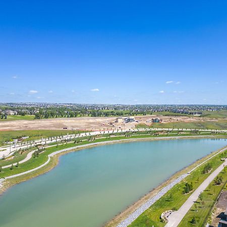 Cozy Rockland Park Unit+Parking Daire YYC Dış mekan fotoğraf