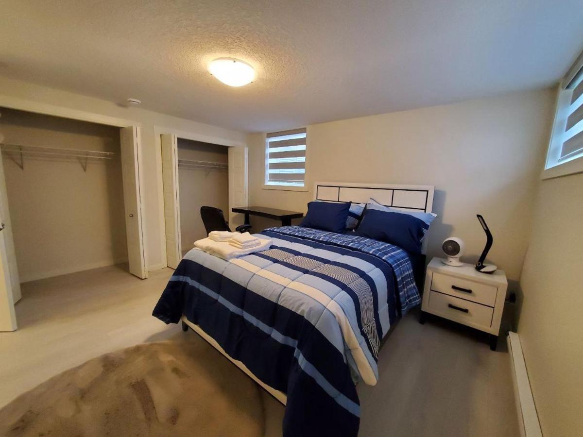 Cozy Rockland Park Unit+Parking Daire YYC Dış mekan fotoğraf