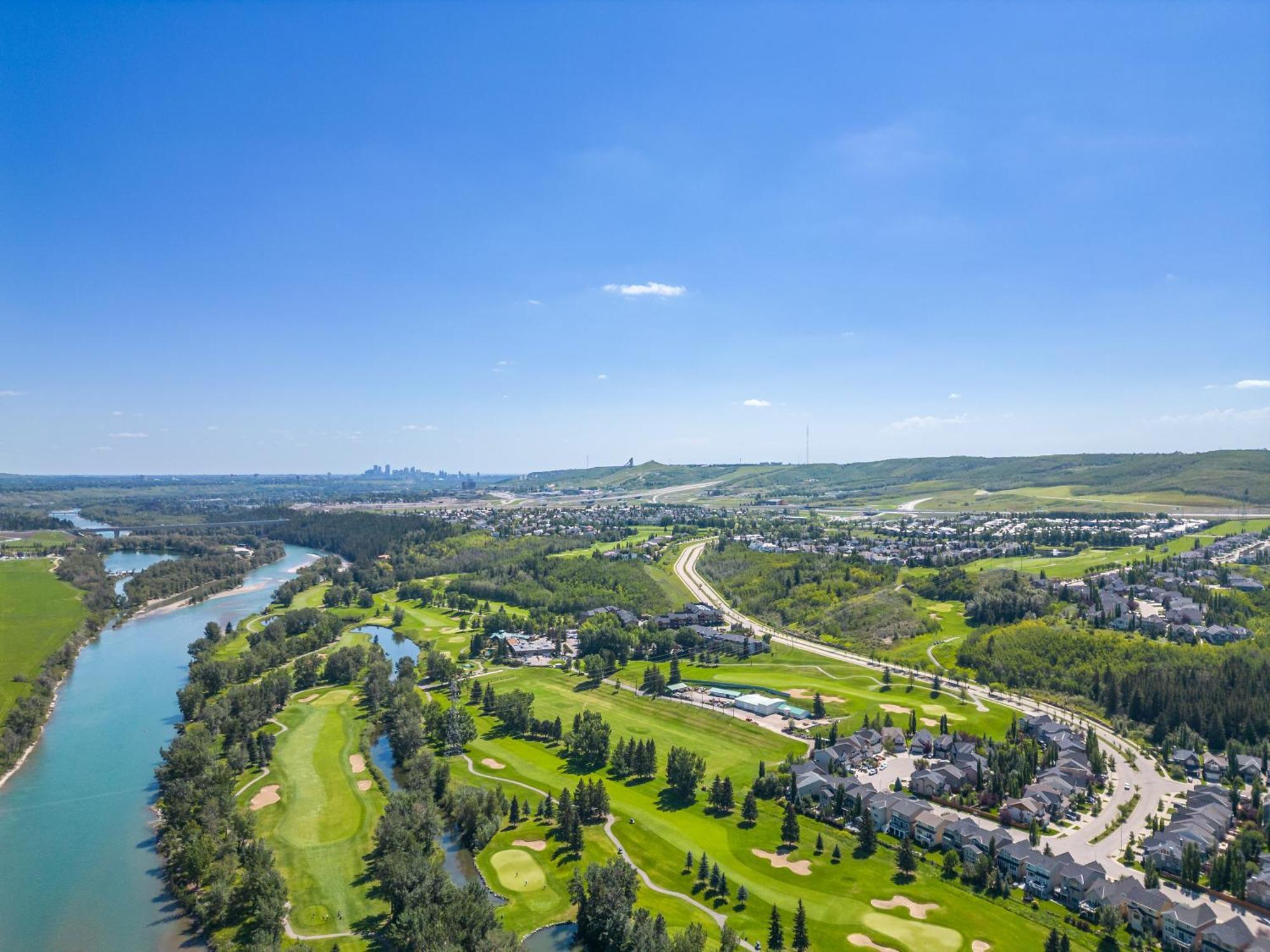 Cozy Rockland Park Unit+Parking Daire YYC Dış mekan fotoğraf