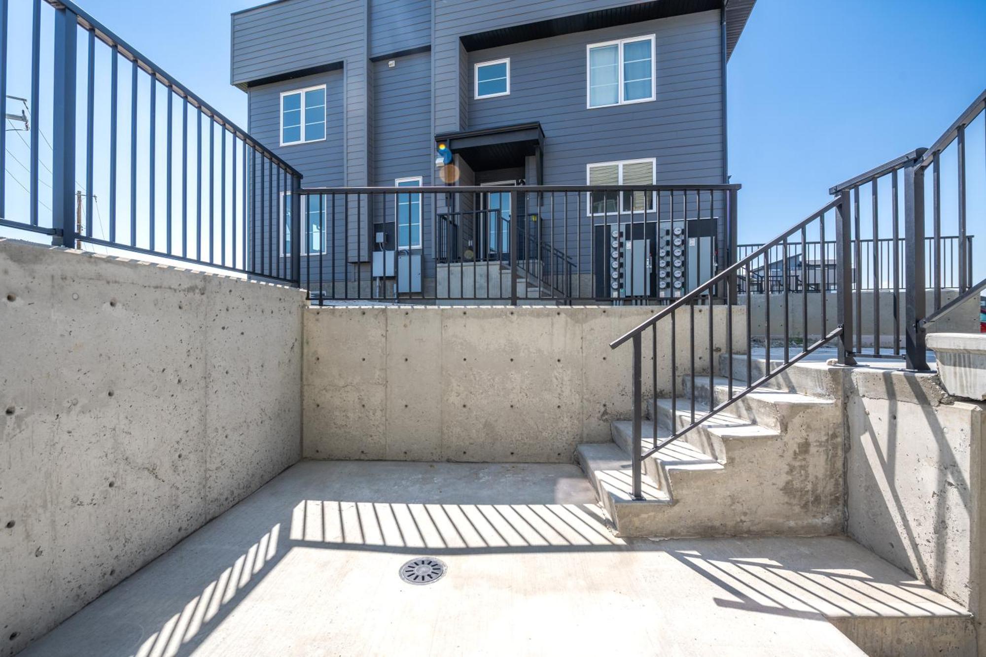 Cozy Rockland Park Unit+Parking Daire YYC Dış mekan fotoğraf